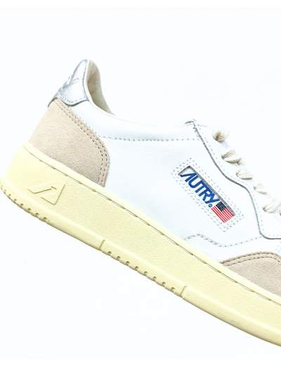 Autry Medalist Low Woman