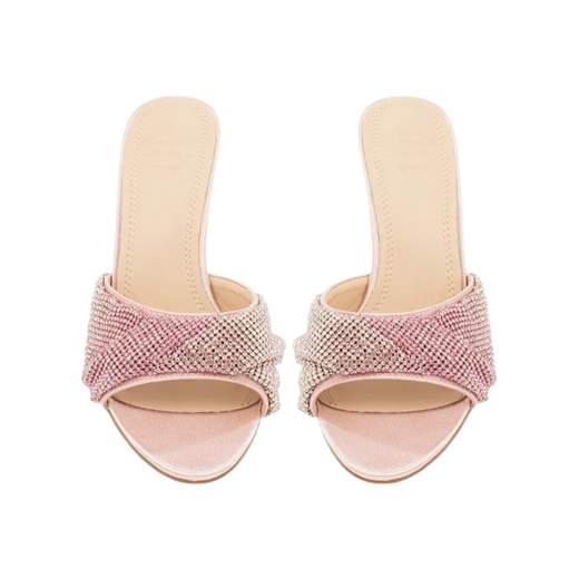 Twenty Fourhaitch Sabot Donna