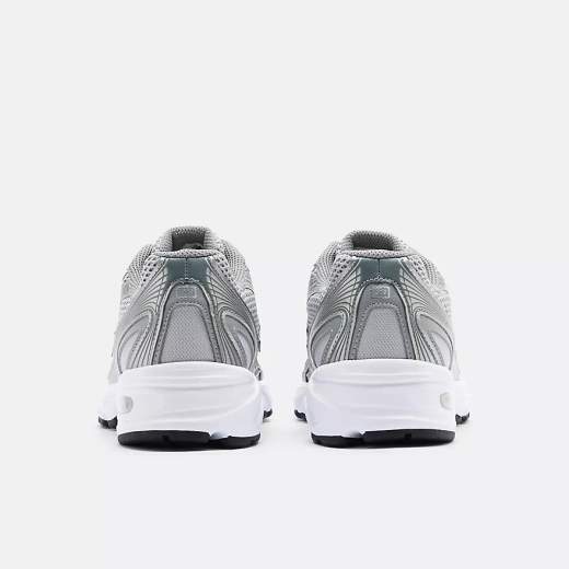 NEW BALANCE U740SG2