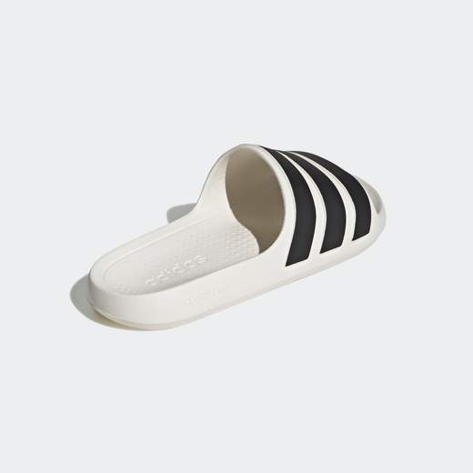 ADIDAS IG6858