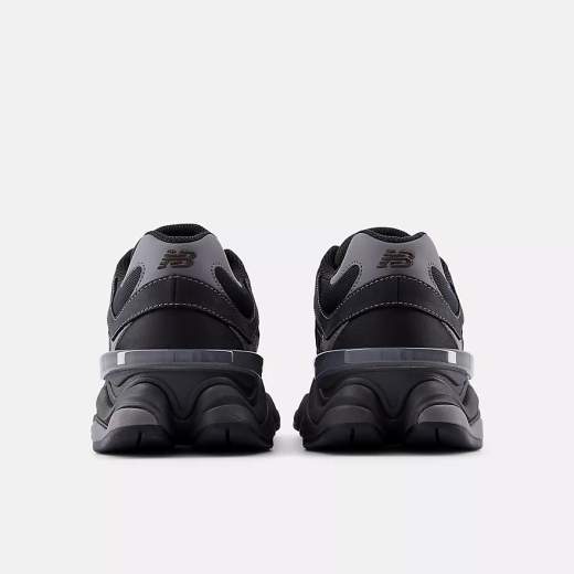 NEW BALANCE U906078E