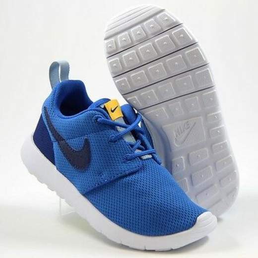 NIKE 749427 417