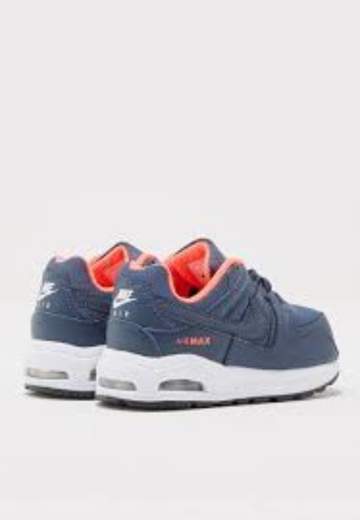 NIKE 844351 400