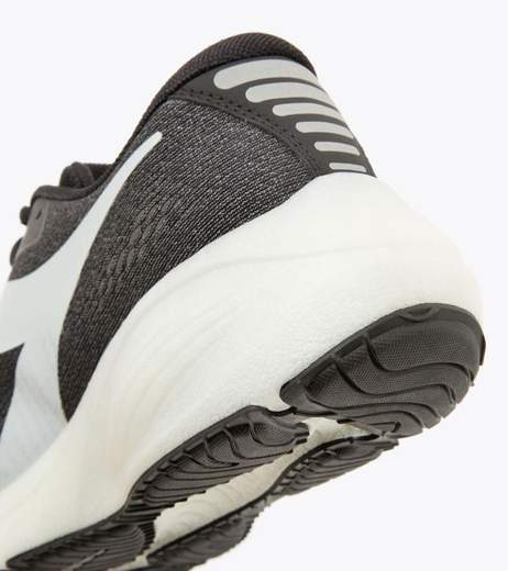 DIADORA FRECCIA
