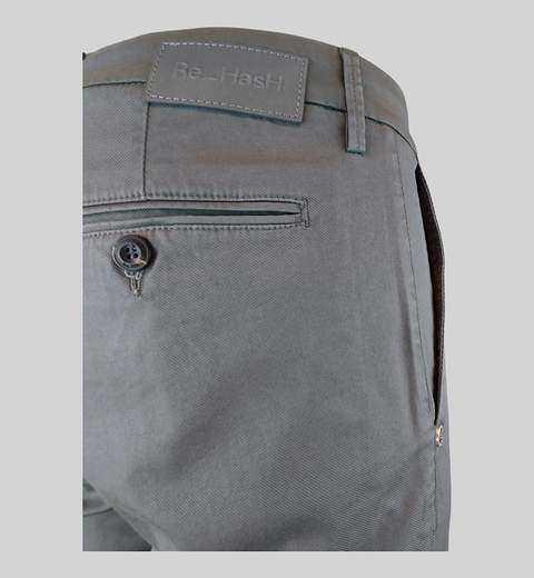 pantalone mucha