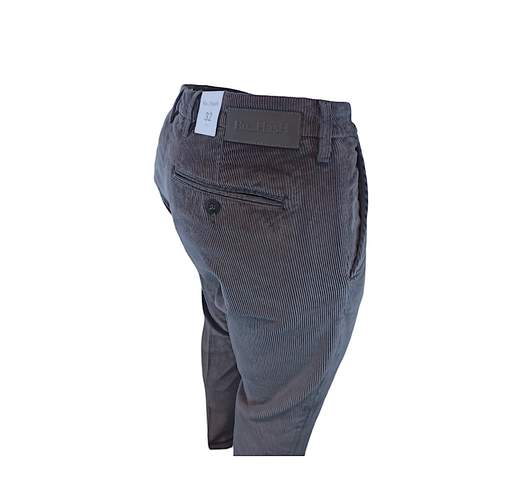 pantalone re-hash mucha