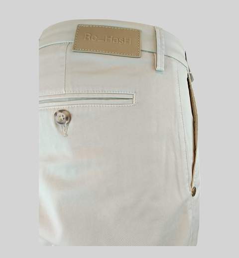 pantalone mucha