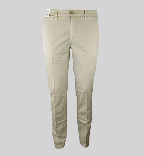 pantalone mucha