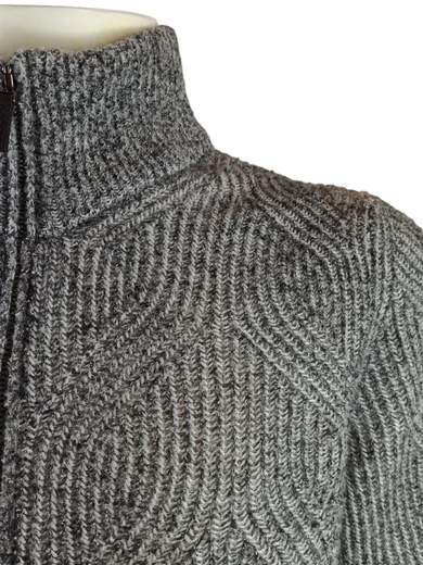 Kangra Maglia