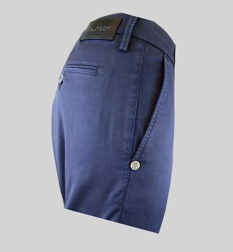 pantalone mucha