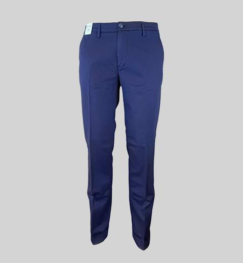 pantalone mucha