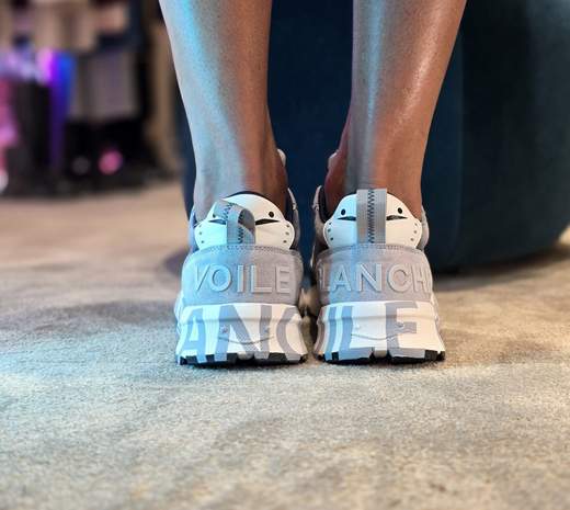 VOILE BLANCHE CLUB01