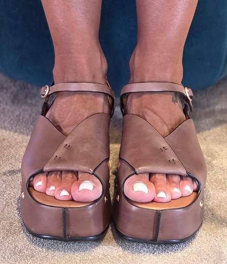 MISS OLIVIA CAROLA-B2