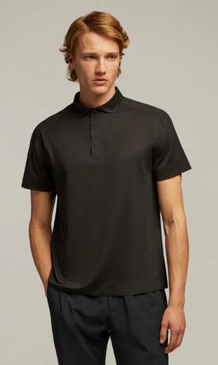 MACRON.ONE CHARLIE PIQUET