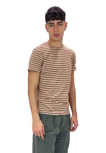 OUTFIT T-SHIRT