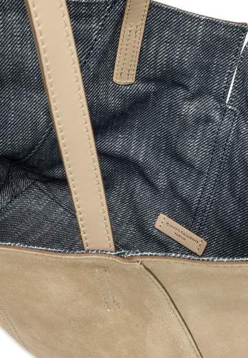 GIANNI CHIARINI SHOPPING IN CAMOSCIO MAYA