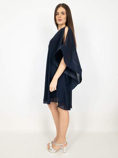 Abito corto elegante con maniche a campana