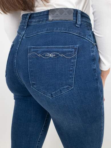 Emanuela Costa Women’s Capri Jeans in Blue Denim