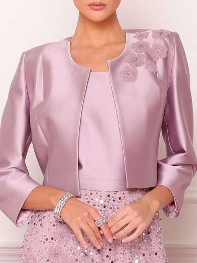 Completo da Cerimonia Elegante con Giacca in Raso e Gonna Decorata