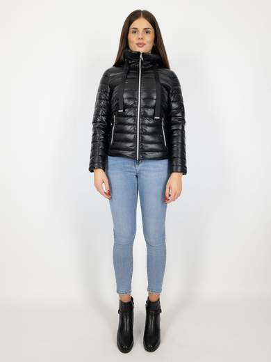 Piumino Donna Corto Imbottito Con Cappuccio Slim Fit