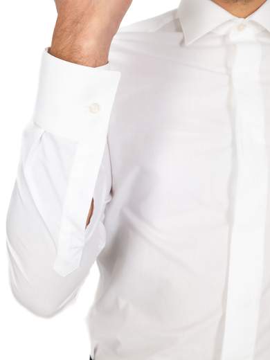 Camicia Bianca da Uomo Comfort Fit: Eleganza e Comfort per Ogni Occasione