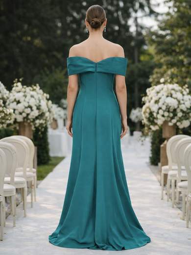 Sologioie Abito Lungo a Sirena in Crepe con Scollatura in Raso e Stola SSU900