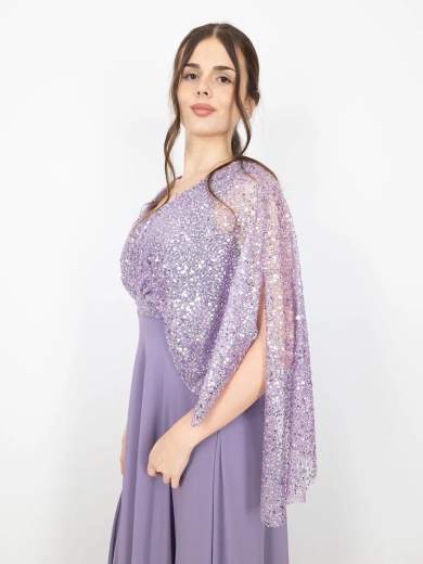 Abito lungo da cerimonia con dettagli eleganti