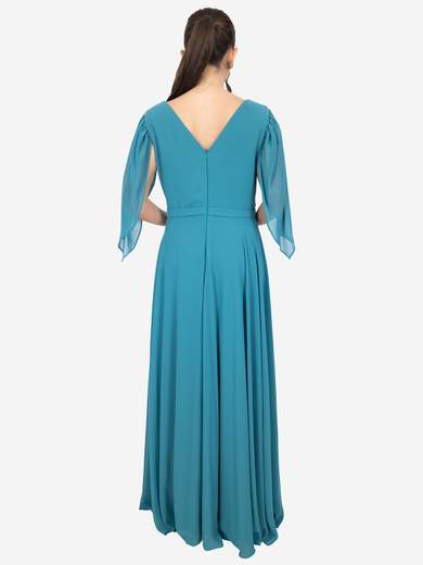 Elegant curvy long dress with sleeves and rhinestone waist