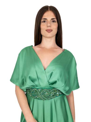 Abito Cerimonia per Donne Curvy: Stile Confort e Glamour