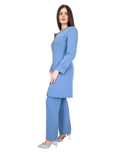 Completo Elegante da Donna per Cerimonie: Eleganza e Comfort