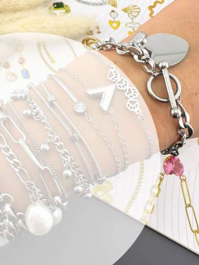 Stainless Steel Bracelet with Heart Pendant and Zirconia