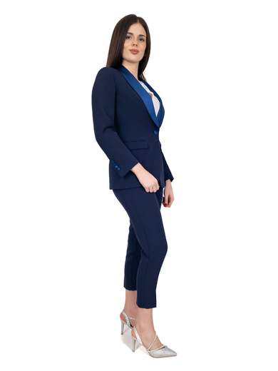 Tailleur donna elegante da cerimonia