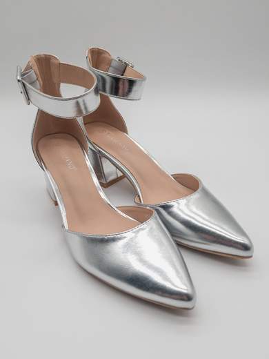 Silver ceremony pumps with 5 cm heel