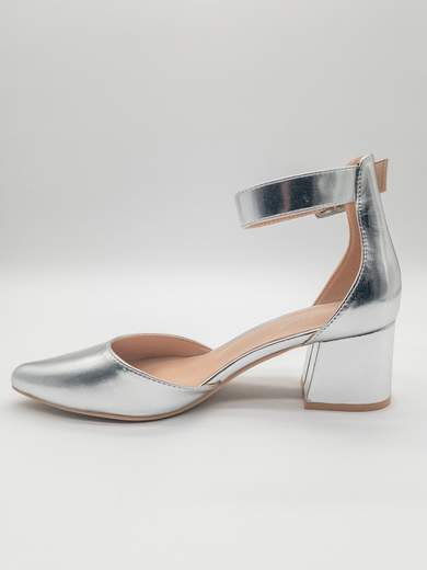 Silver ceremony pumps with 5 cm heel