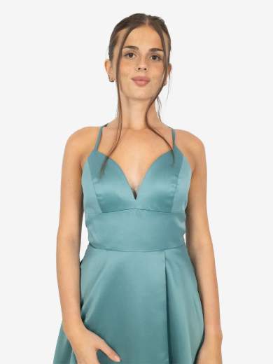 Abito lungo da cerimonia con spacco e stola – Eleganza minimal