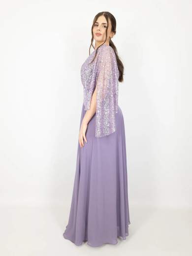 Abito lungo da cerimonia con dettagli eleganti