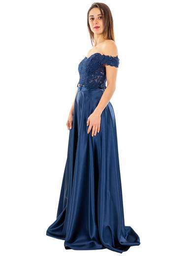 Vestito da cerimonia con gonna lunga in raso e top in pizzo