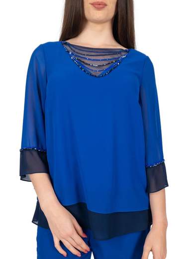 Pantaloni e casacca eleganti per cerimonia da signora curvy