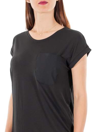 T-shirt Donna Maniche Corte Basic In Viscosa Con Taschino
