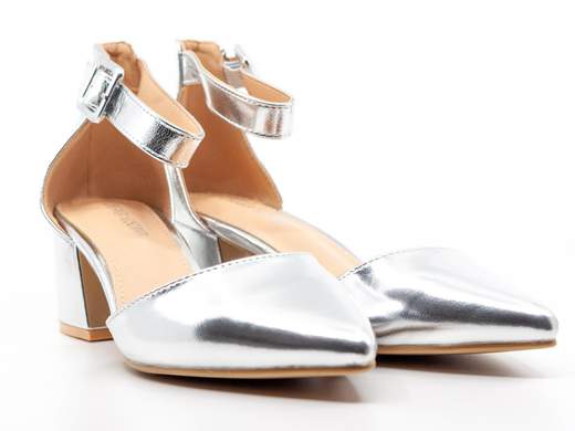 Décolleté con tacco largo e basso da cerimonia con cinturino