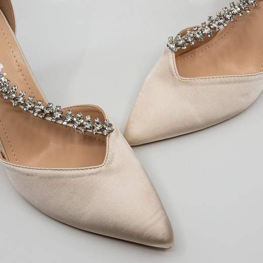 Décolleté Beige in Raso da Cerimonia con Borchie e Tacco Alto 9.5 cm