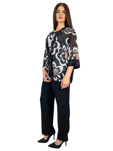 Pantaloni e top eleganti con spolverino corto per signora