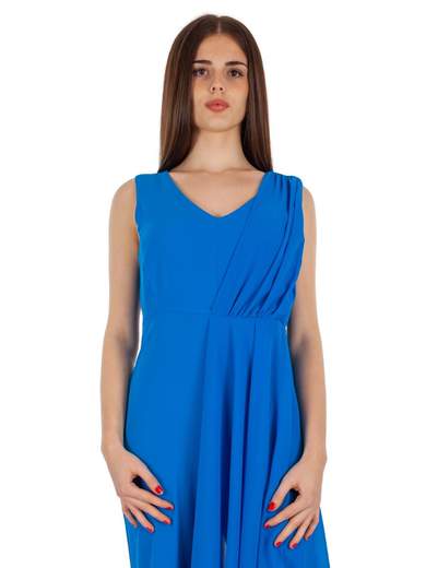 Tuta intera elegante curvy per cerimonia con voile laterale