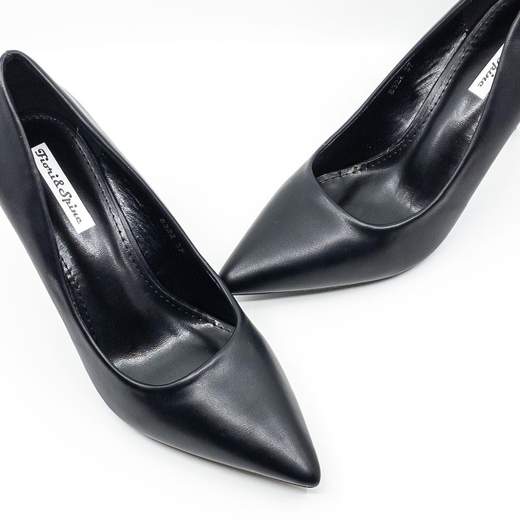 Décolleté nere tacco alto a punta nera ecopelle