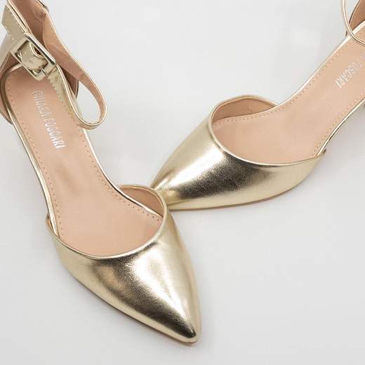 Décolleté Oro con Cinturino e Tacco Largo