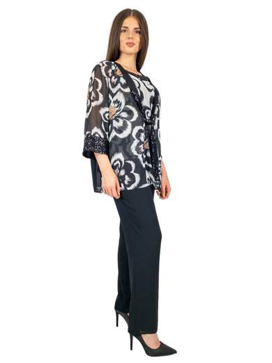 Pantaloni e top eleganti con spolverino corto per signora