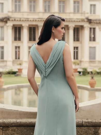 Sologioie Curvy Abito lungo curvy elegante con stola e strass – Modello scivolato YSD870TU2479