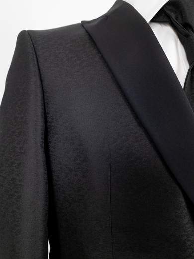 Men’s Drop 8 Slim Fit suit for formal occasions