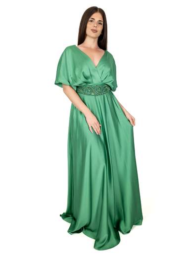 Abito Cerimonia per Donne Curvy: Stile Confort e Glamour