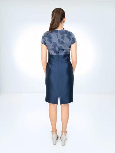 Peg Moda Abito da cerimonia corto a tubino con giacca in organza e seta 264-216